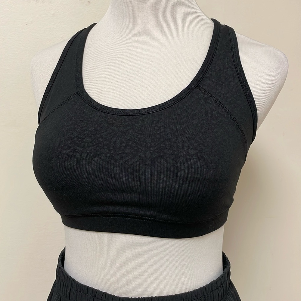 GAIAM Divine Medium Impact Yoga Sports Bra | NWOT